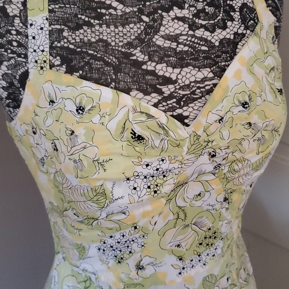 Loft yellow floral sun dress, size 4 - Picture 2 of 8